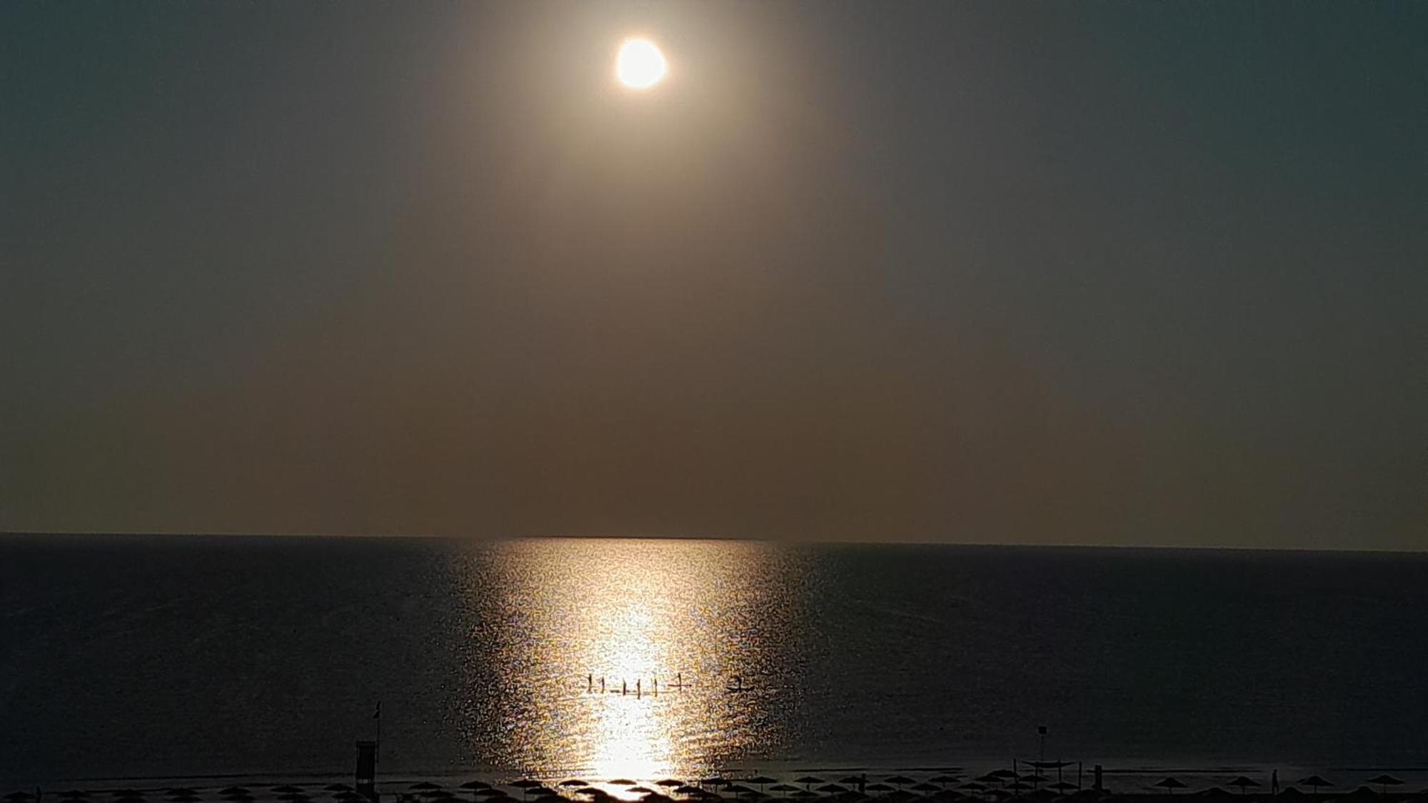 Hotel Delfino Milano Marittima Esterno foto
