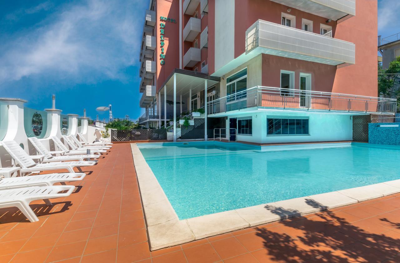 Hotel Delfino Milano Marittima Esterno foto